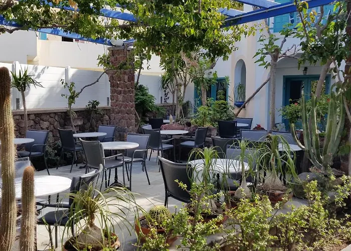 Andreas Apartman Kamári