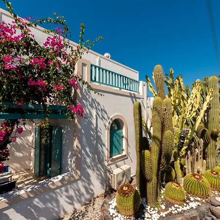 Apartment Andreas Kamari (Santorini)