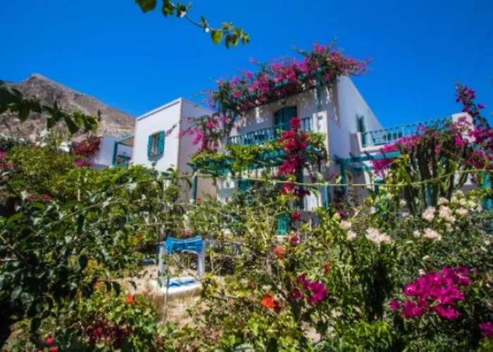Apartment Andreas Kamari (Santorini)