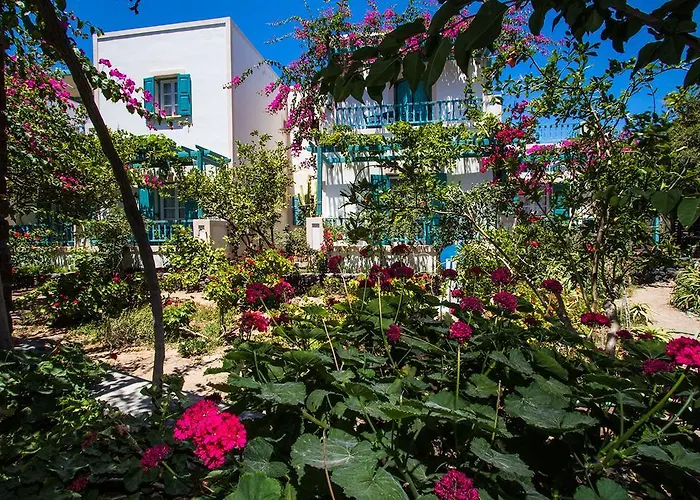 Andreas Kamari (Santorini)